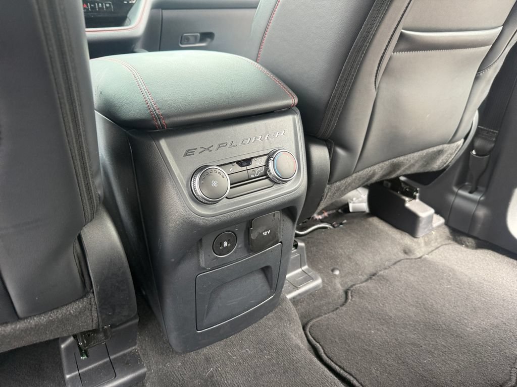 Used 2026 Ford Explorer ST-Line AWD/4WD image 23