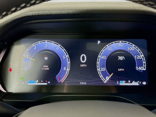 New 2025 Jeep Grand Cherokee Altitude image 12