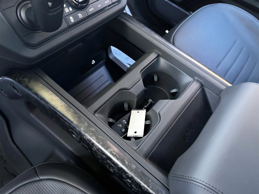 New 2026 Land Rover Defender 110 OCTA image 13