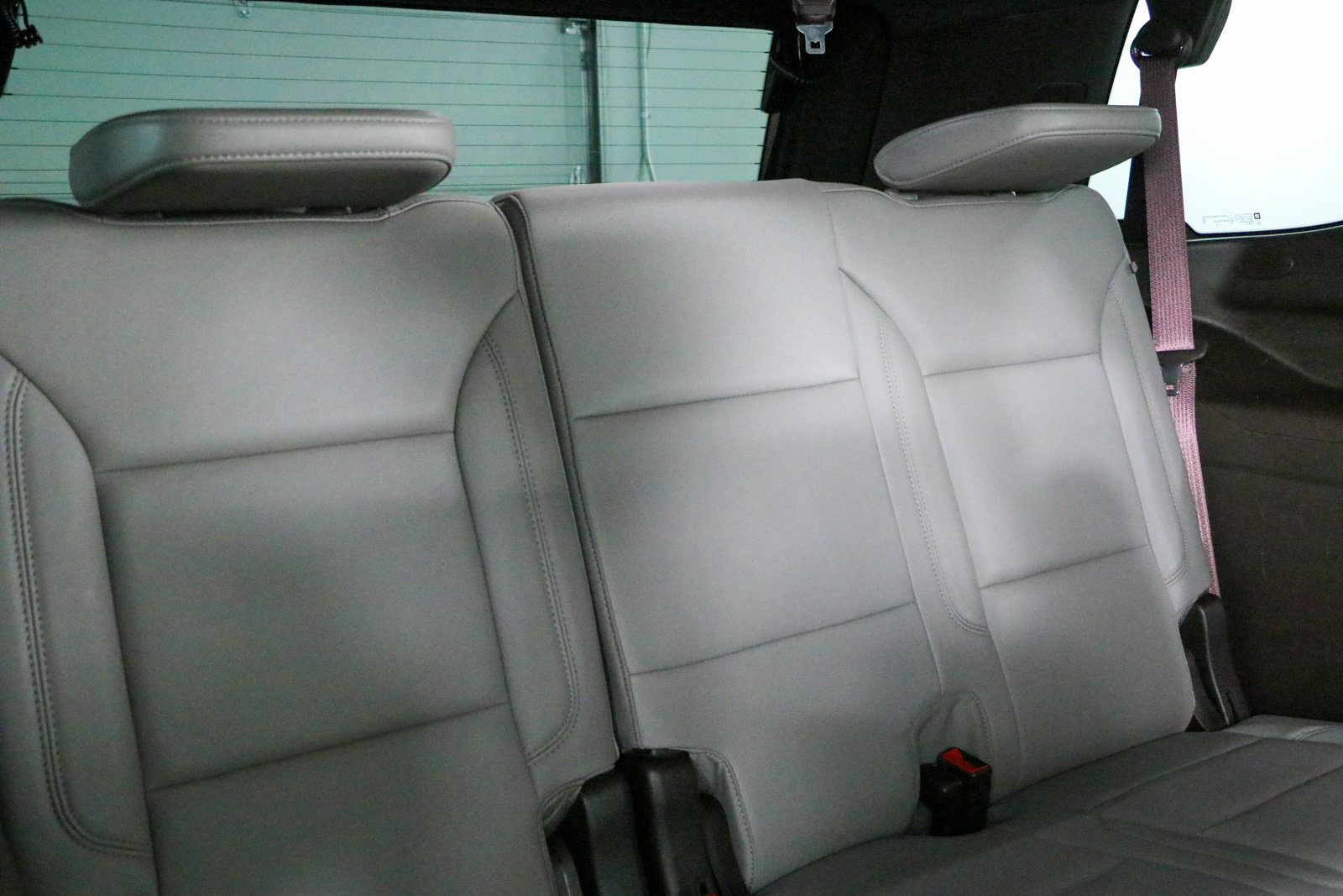 Used 2024 Chevrolet Tahoe LT w/ LT Signature Package RWD image 33