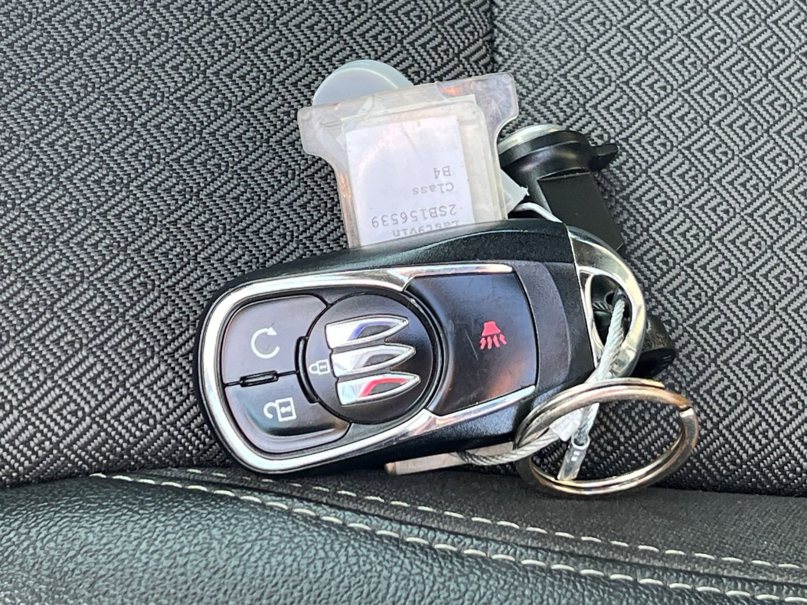 Used 2025 Buick Encore GX Preferred image 22