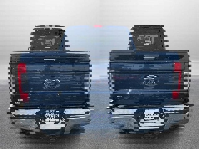 Used 2017 Ford F350 Lariat w/ Chrome Package image 9