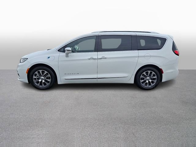 Used 2024 Chrysler Pacifica Pinnacle image 7