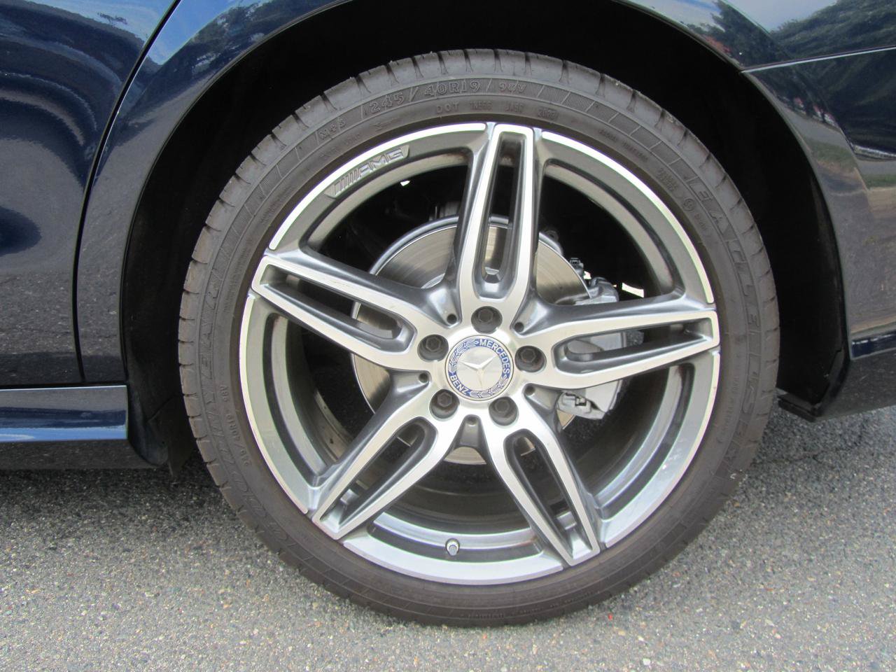 Used 2017 Mercedes-Benz E 300 image 26