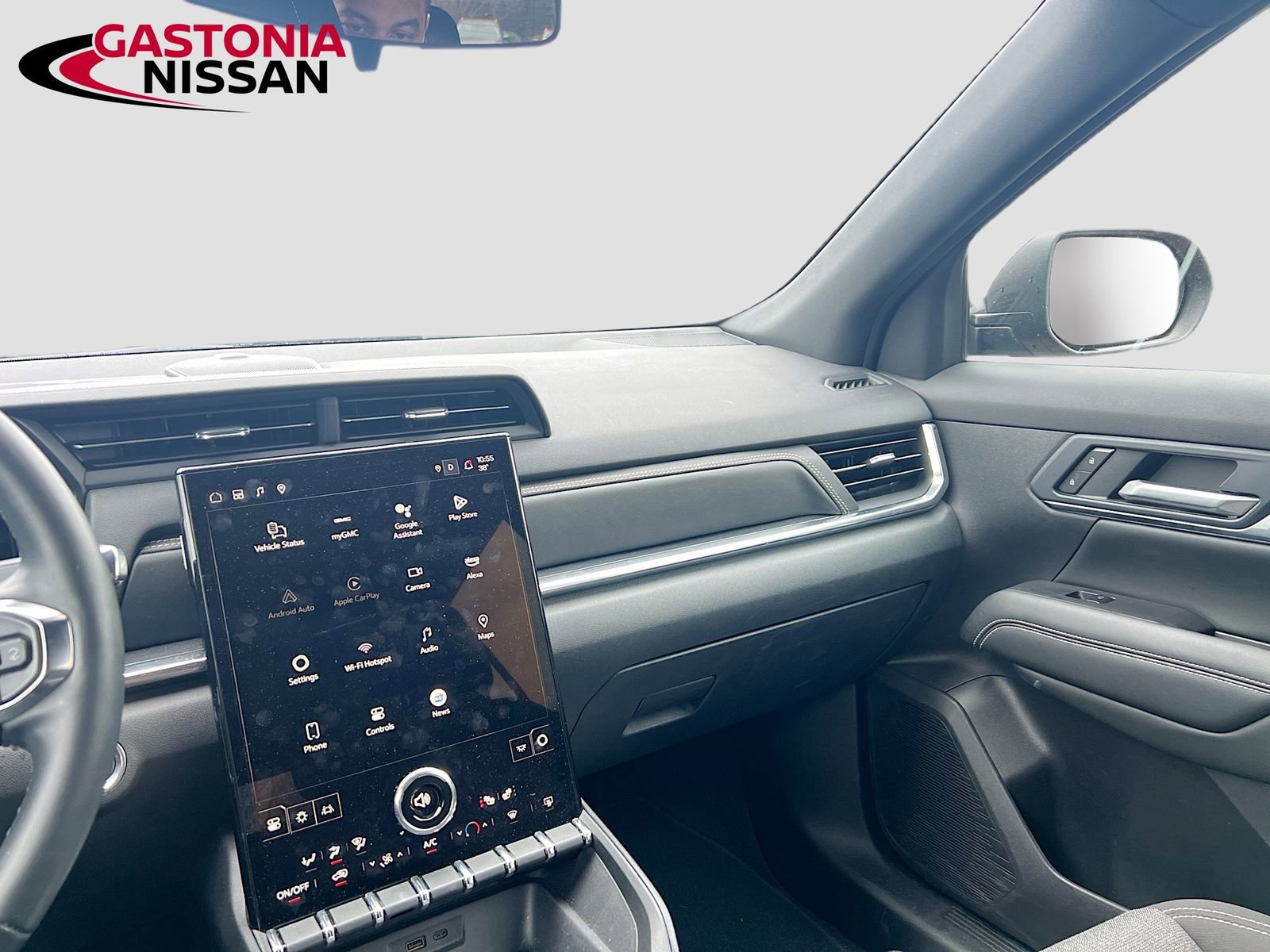 Used 2025 GMC Terrain Elevation image 31