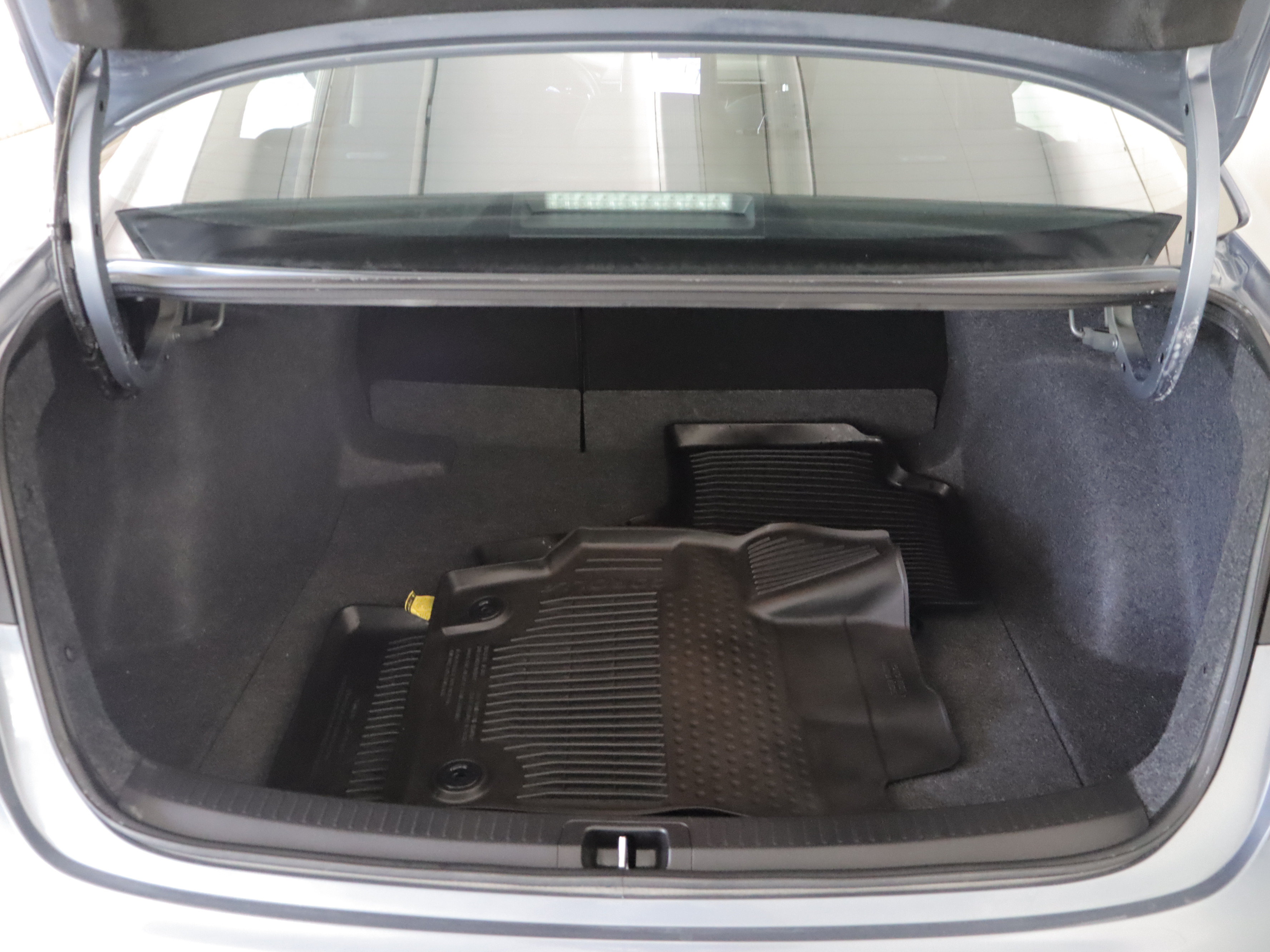 Used 2026 Toyota Corolla LE FWD image 19
