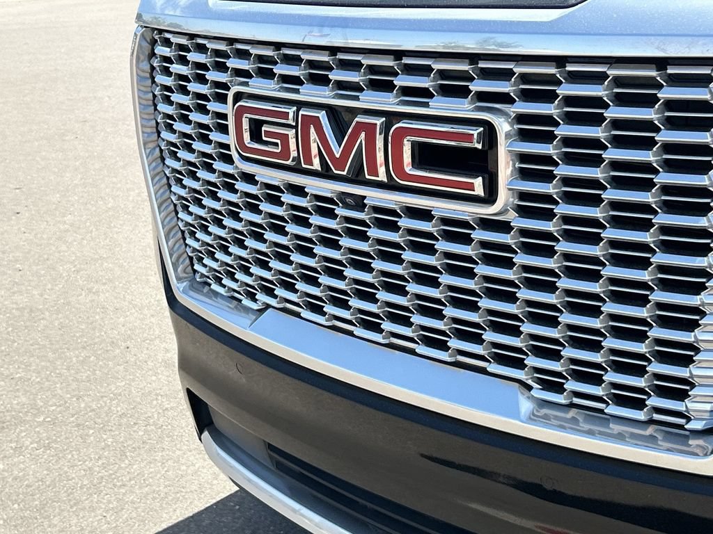 Used 2023 GMC Yukon XL Denali w/ Max Trailering Package AWD/4WD image 31