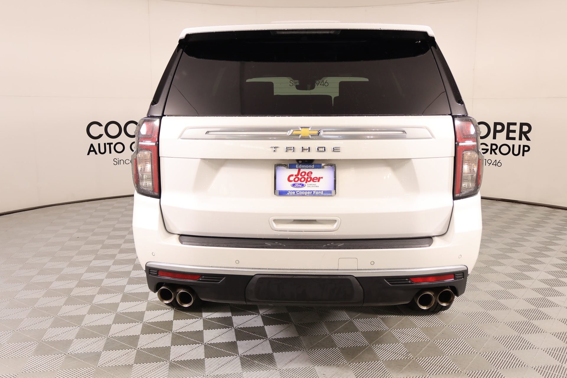 Used 2024 Chevrolet Tahoe High Country AWD/4WD image 25