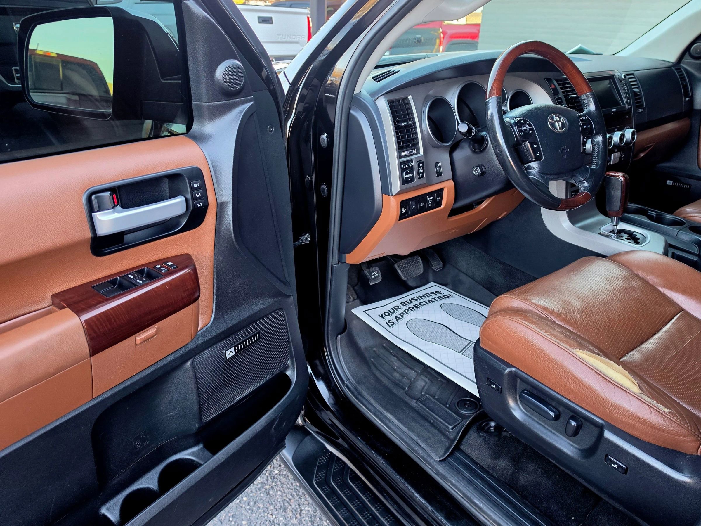 Used 2013 Toyota Sequoia Platinum image 13