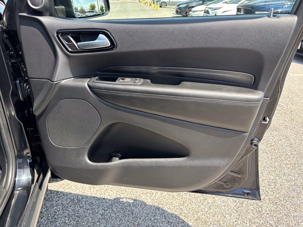 Used 2024 Dodge Durango SXT w/ 3rd Row Seating Group AWD/4WD image 40