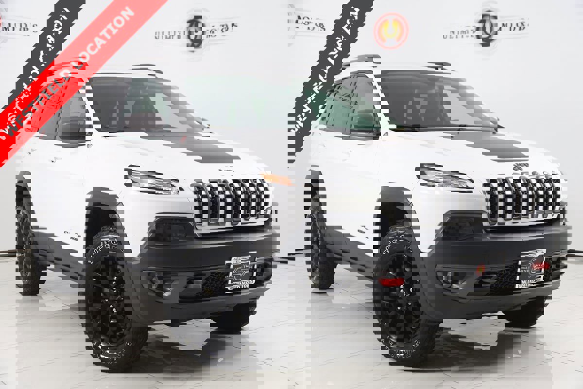 Used 2016 Jeep Cherokee Trailhawk w/ Leather Interior Group