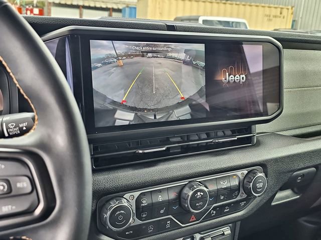 Used 2024 Jeep Wrangler Sport S image 26