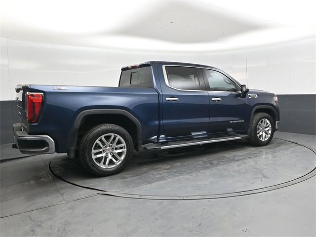 Used 2022 GMC Sierra 1500 SLT w/ SLT Premium Package image 3
