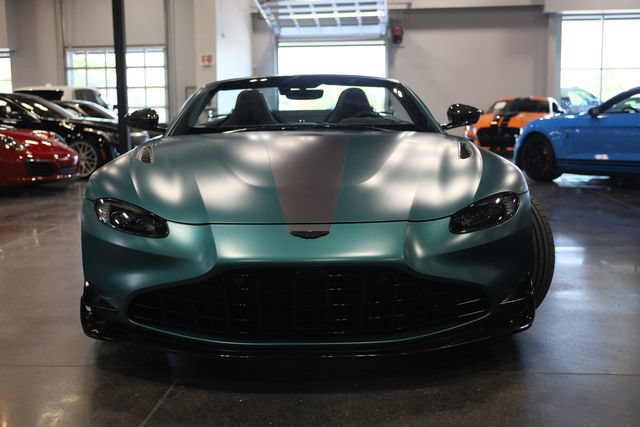 Used 2023 Aston Martin V8 Vantage Roadster RWD image 3