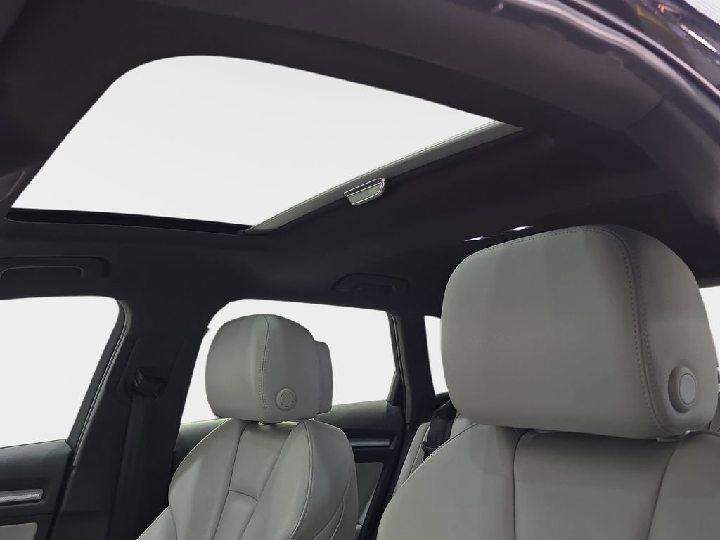 Used 2016 Audi A3 e-tron Premium Plus w/ Premium Plus Package image 30