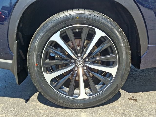 Used 2021 Toyota Highlander XSE AWD/4WD image 8