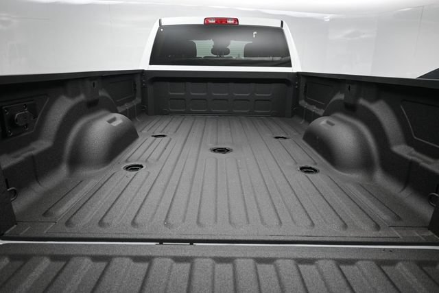 New 2026 RAM 3500 Big Horn AWD/4WD image 17