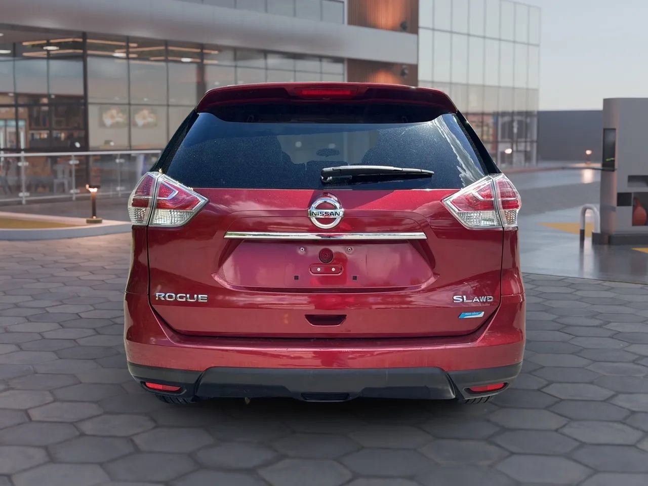 Used 2014 Nissan Rogue SL w/ SL Premium Package image 6