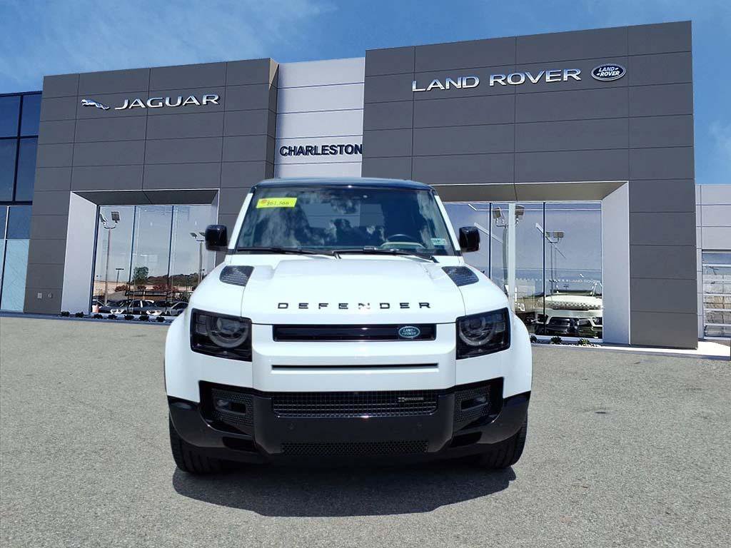 Used 2023 Land Rover Defender 110 X-Dynamic SE AWD/4WD image 8