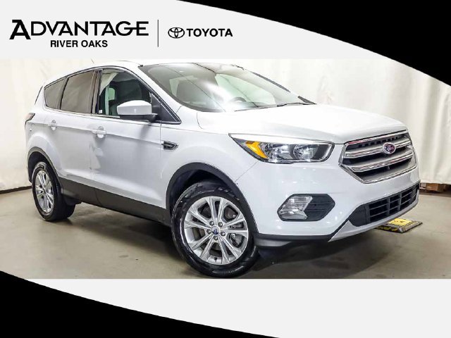 Used 2017 Ford Escape SE w/ SE Cold Weather Package