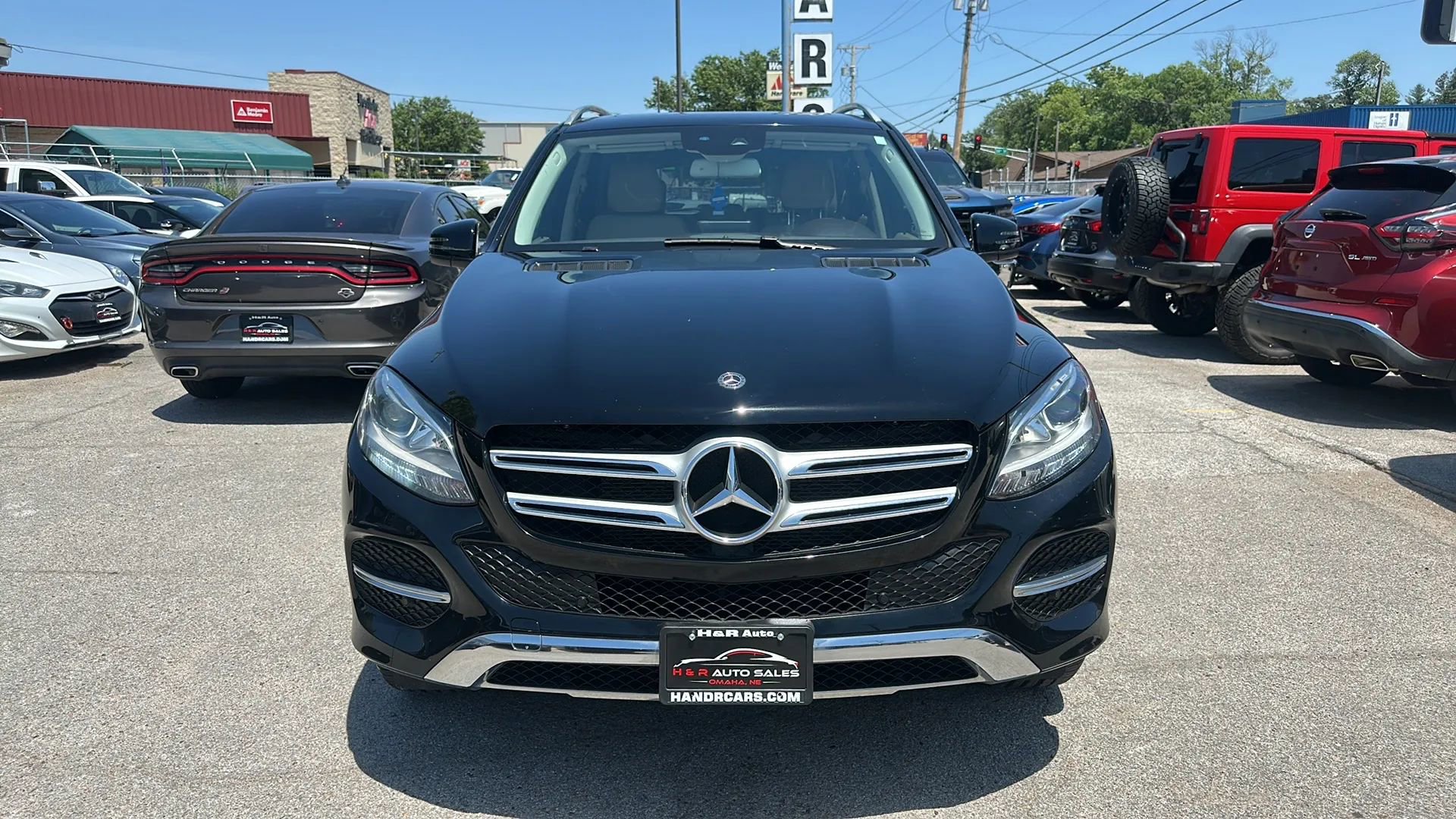 Used 2018 Mercedes-Benz GLE 350 4MATIC image 2