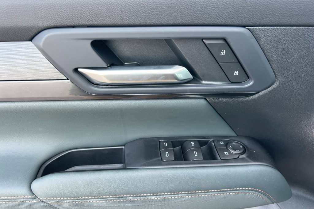 New 2026 GMC Terrain AT4 image 8