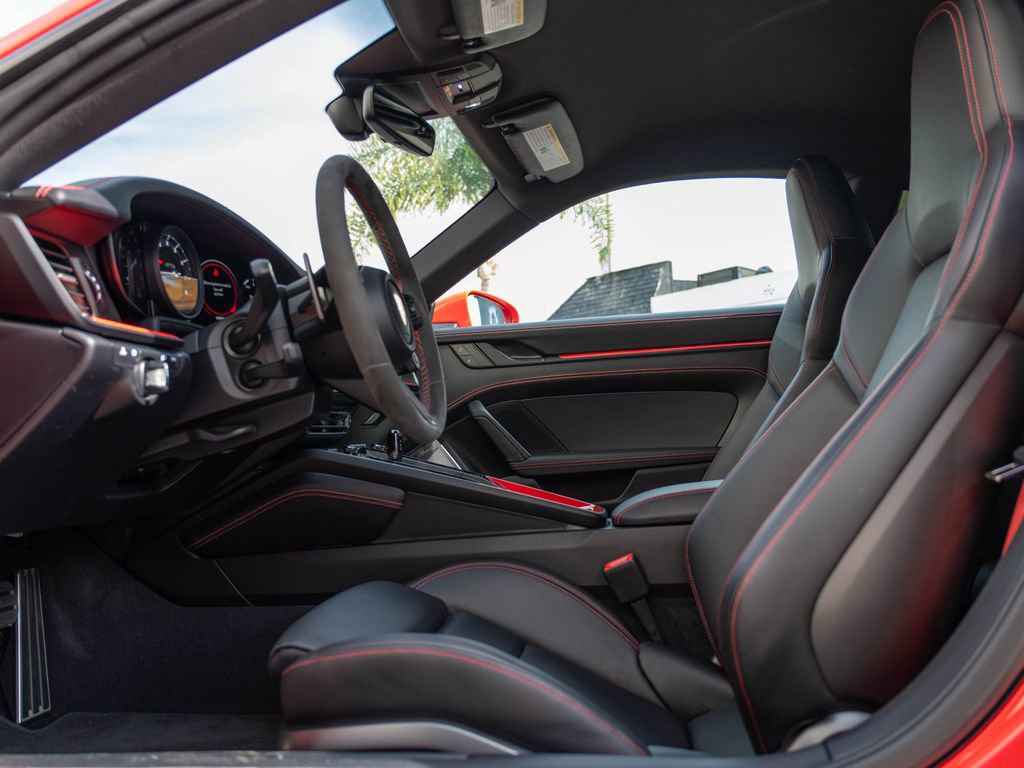 Used 2024 Porsche 911 Carrera 4 GTS AWD/4WD image 19