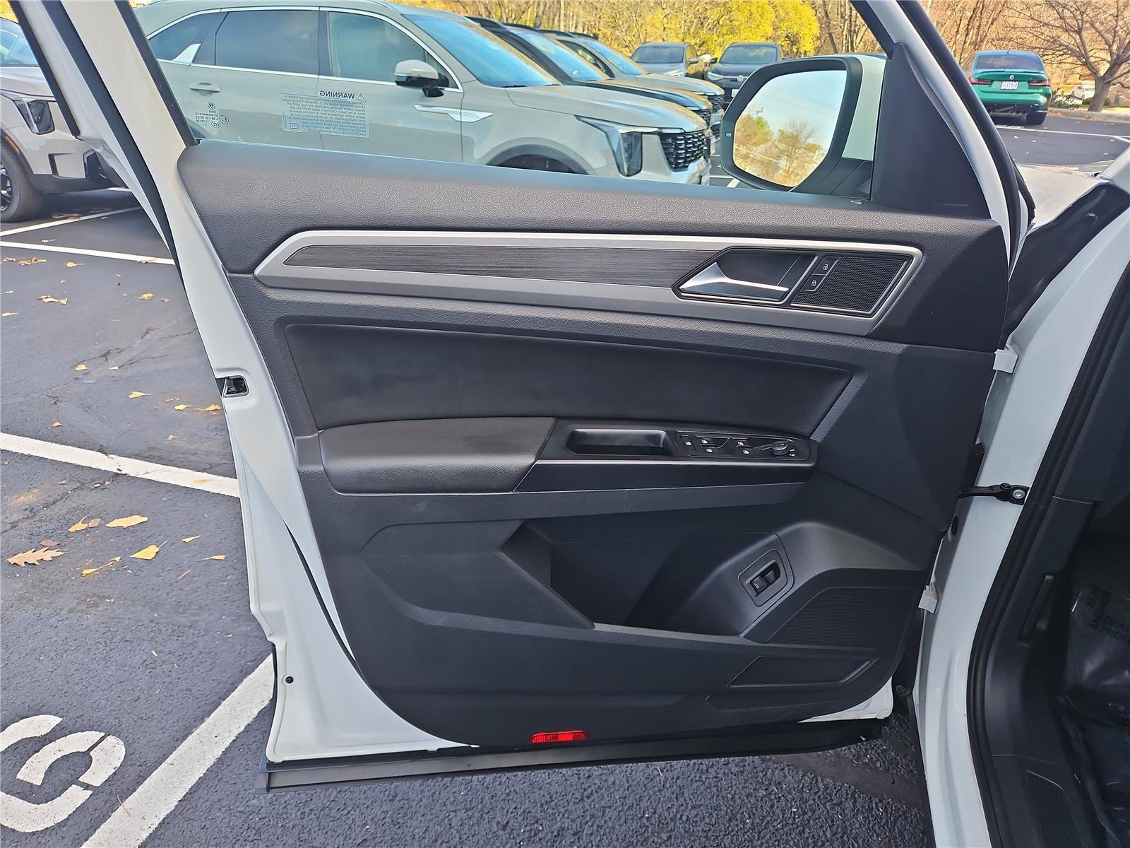 Certified 2021 Volkswagen Atlas SEL image 13