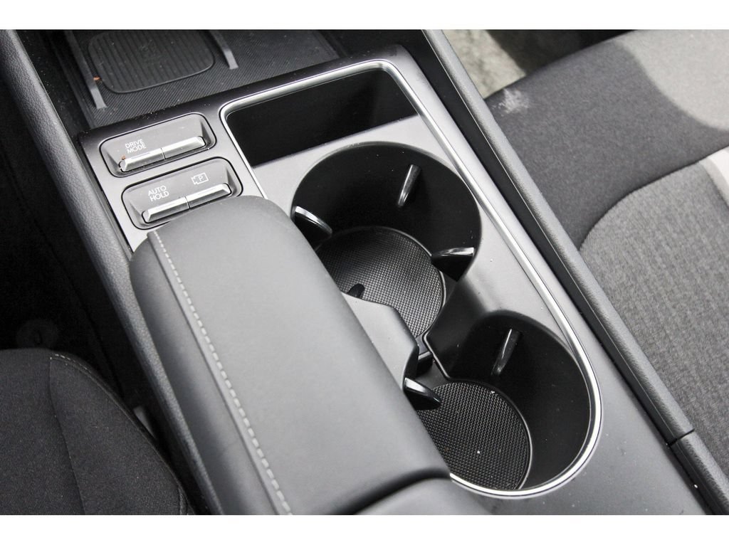 Used 2025 Hyundai Sonata SEL FWD image 32