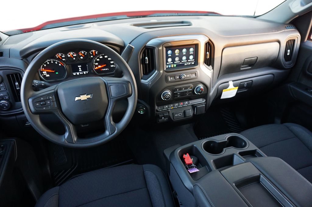 New 2025 Chevrolet Silverado 1500 Custom image 13