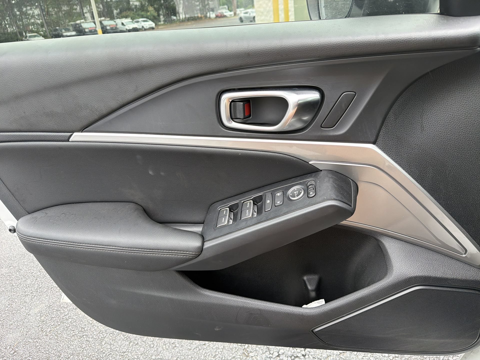 Used 2025 Acura Integra FWD image 8