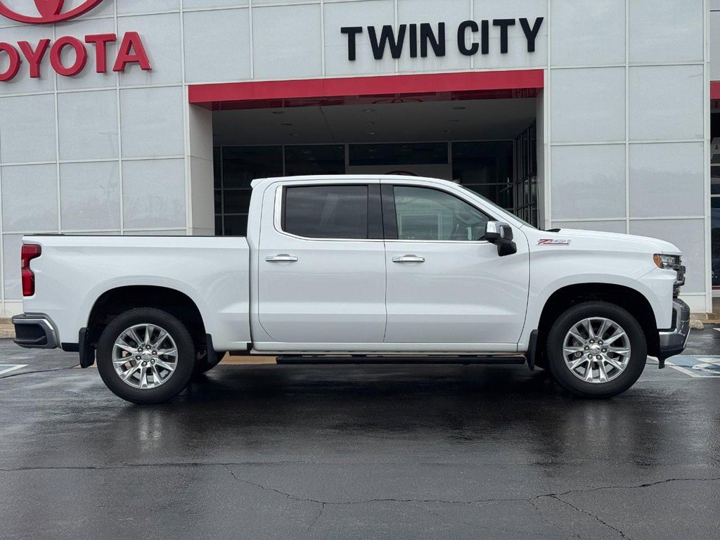 Used 2021 Chevrolet Silverado 1500 LTZ image 2