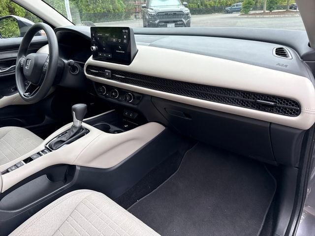 Used 2026 Honda HR-V LX image 24