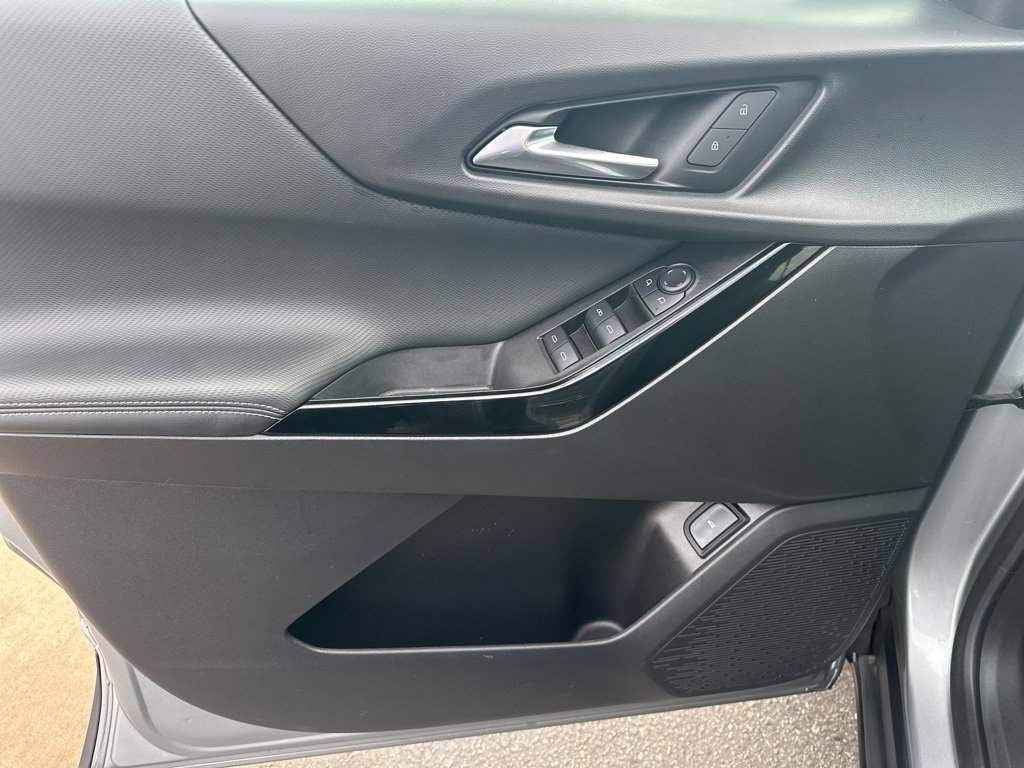 Used 2025 Chevrolet Equinox LT w/ Convenience Package II image 15