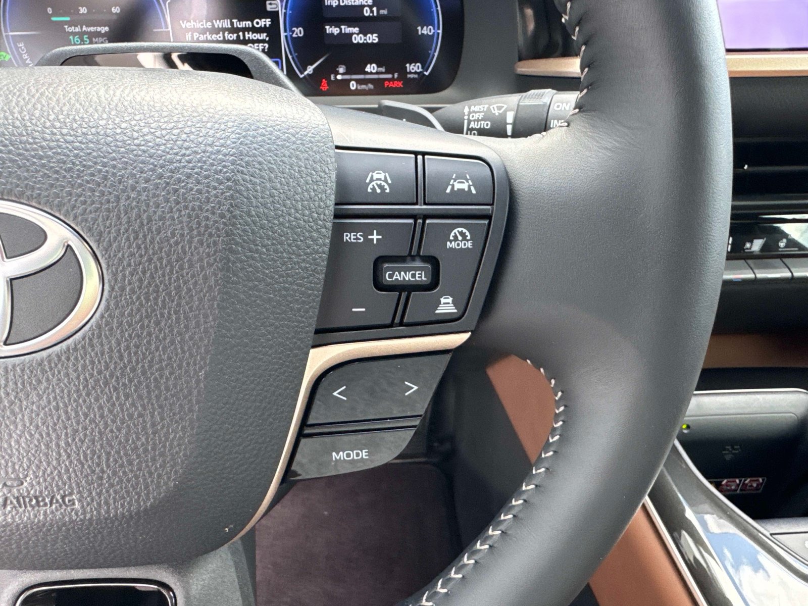 Used 2025 Toyota Crown Signia w/ Advanced Technology Package AWD/4WD image 30