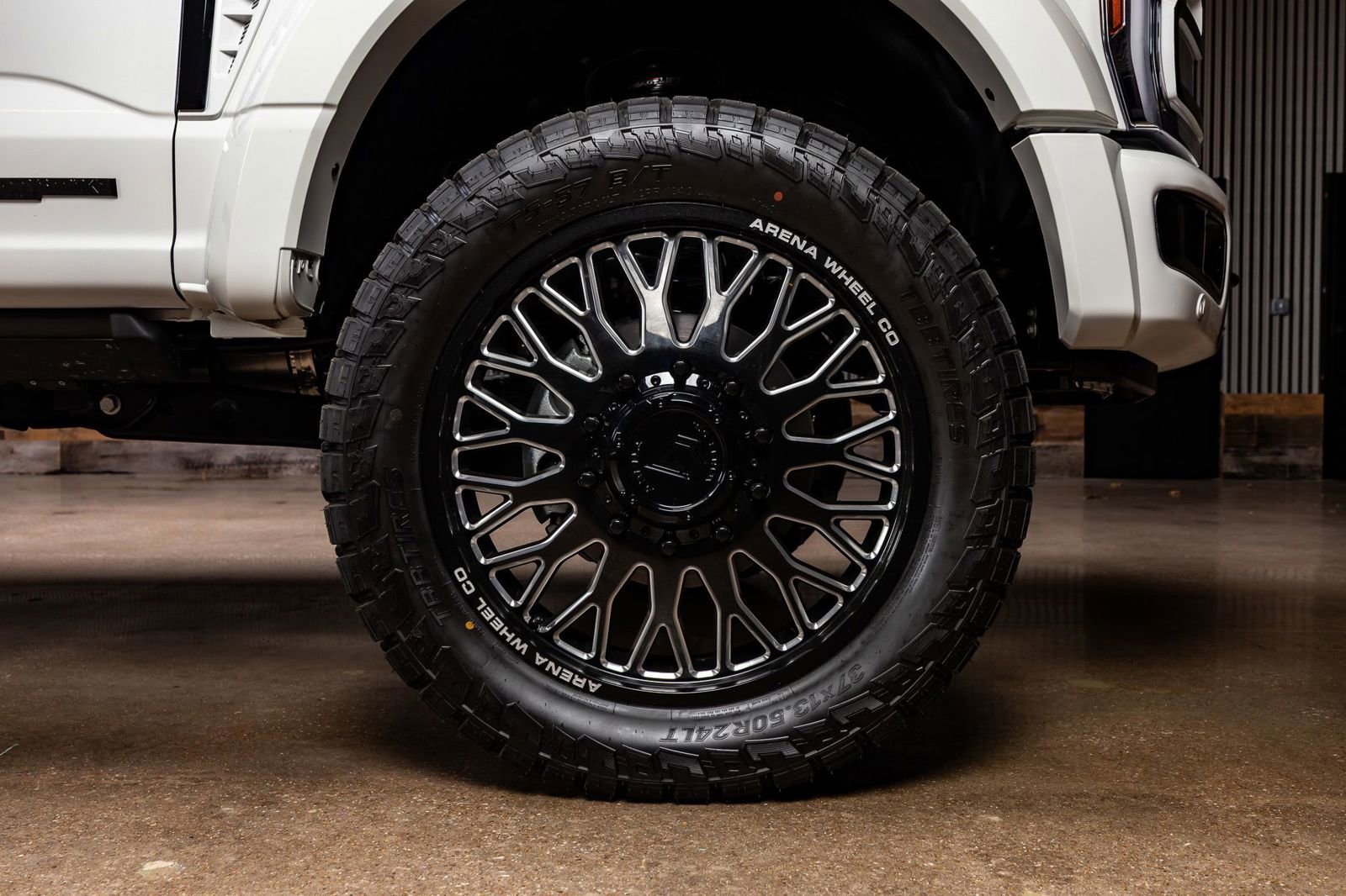 Used 2026 Ford F450 Platinum w/ Platinum Plus Package image 11