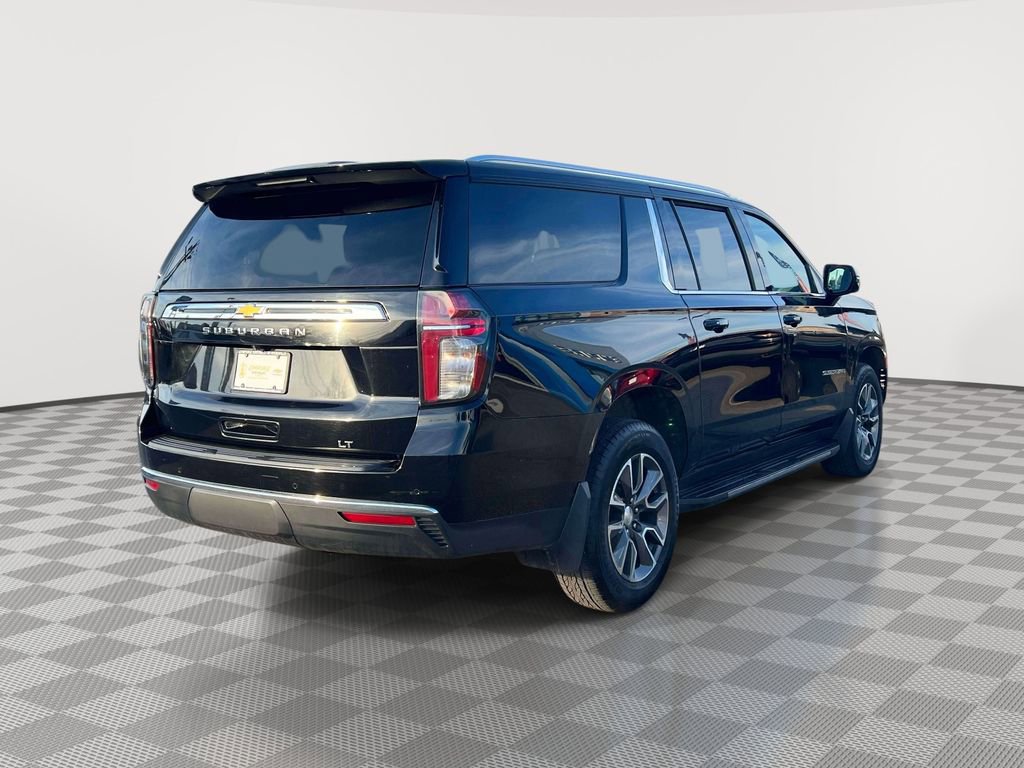 Used 2023 Chevrolet Suburban LT w/ Luxury Package AWD/4WD image 5