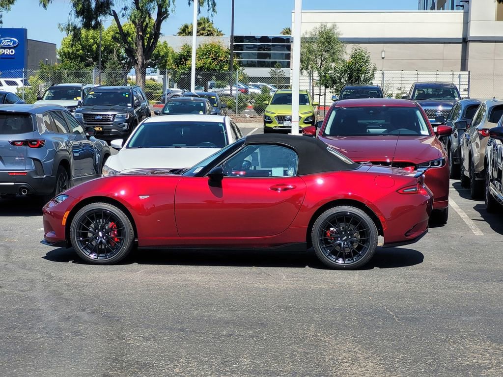 New 2025 MAZDA MX-5 Miata Club w/ Brembo/BBS Recaro Package image 2