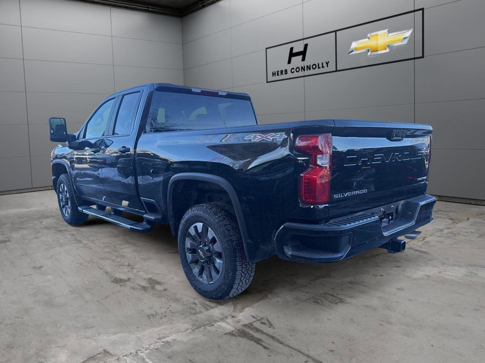 New 2026 Chevrolet Silverado 2500 Custom w/ Custom Value Package AWD/4WD image 10