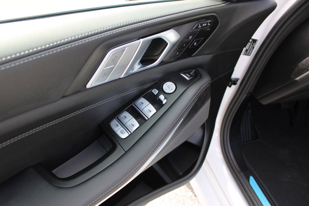 New 2026 BMW X7 xDrive40i image 28