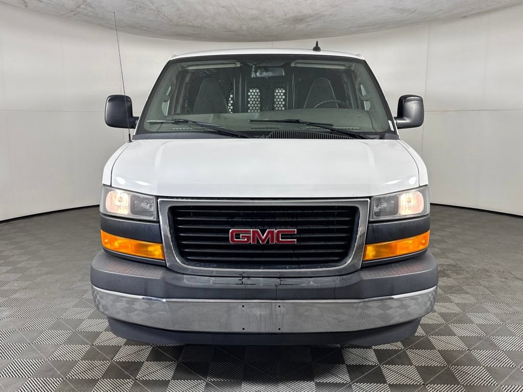 Used 2020 GMC Savana 2500 w/ Driver Convenience Package RWD image 2
