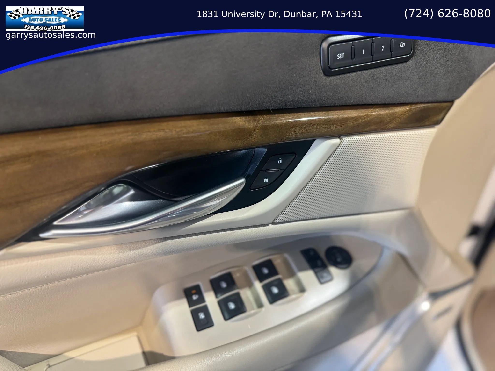 Used 2020 Cadillac Escalade ESV Premium Luxury AWD/4WD image 16