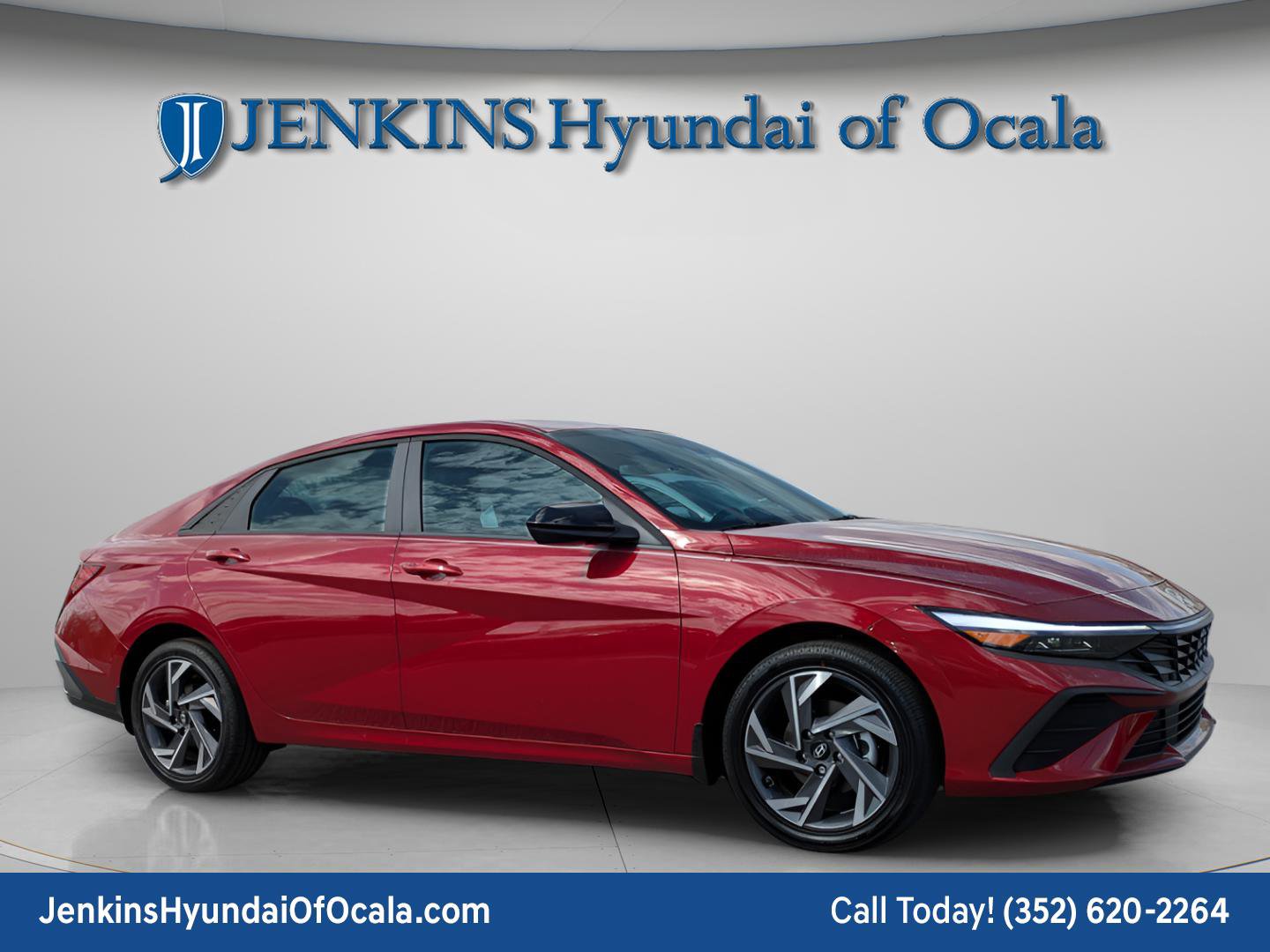 Certified 2025 Hyundai Elantra SEL image 1