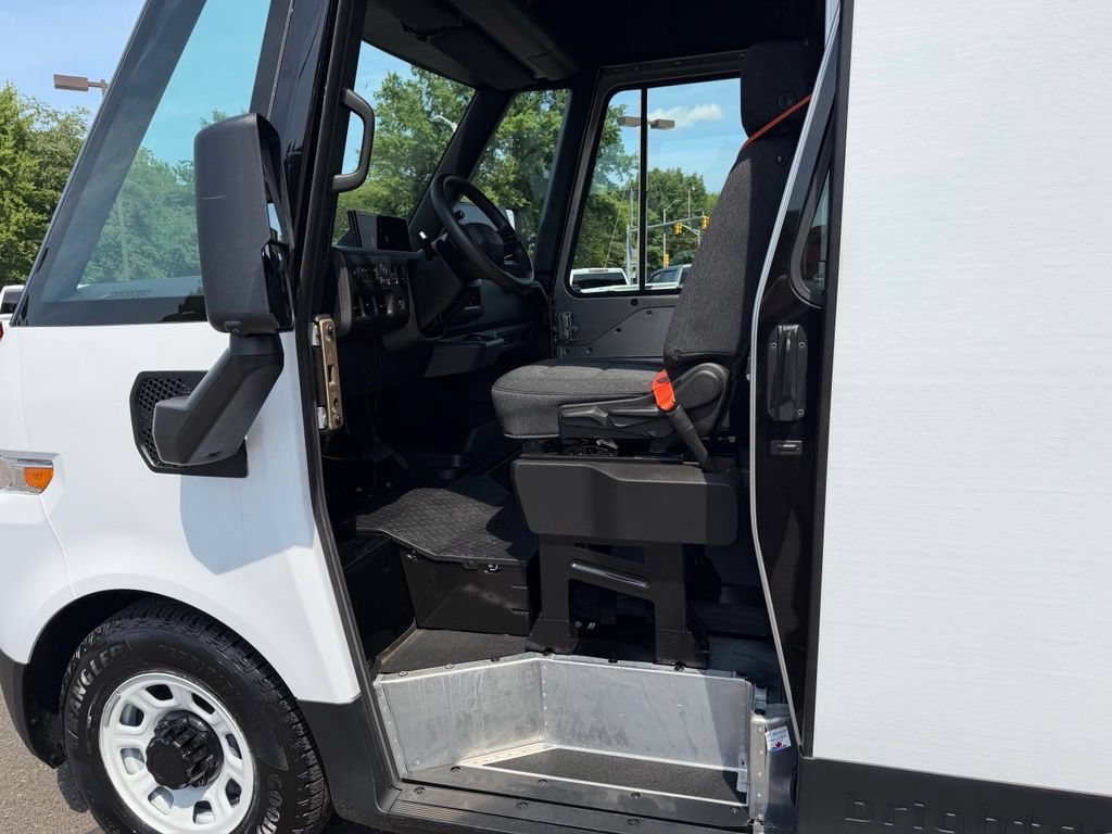 Used 2024 Chevrolet Brightdrop 600 w/ Commercial Equipment Package AWD/4WD image 10