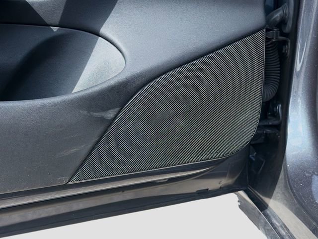 Used 2018 Tesla Model 3 Long Range RWD image 17