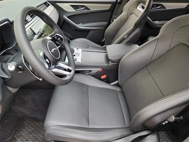 Used 2025 Jaguar F-PACE R-Dynamic S image 10