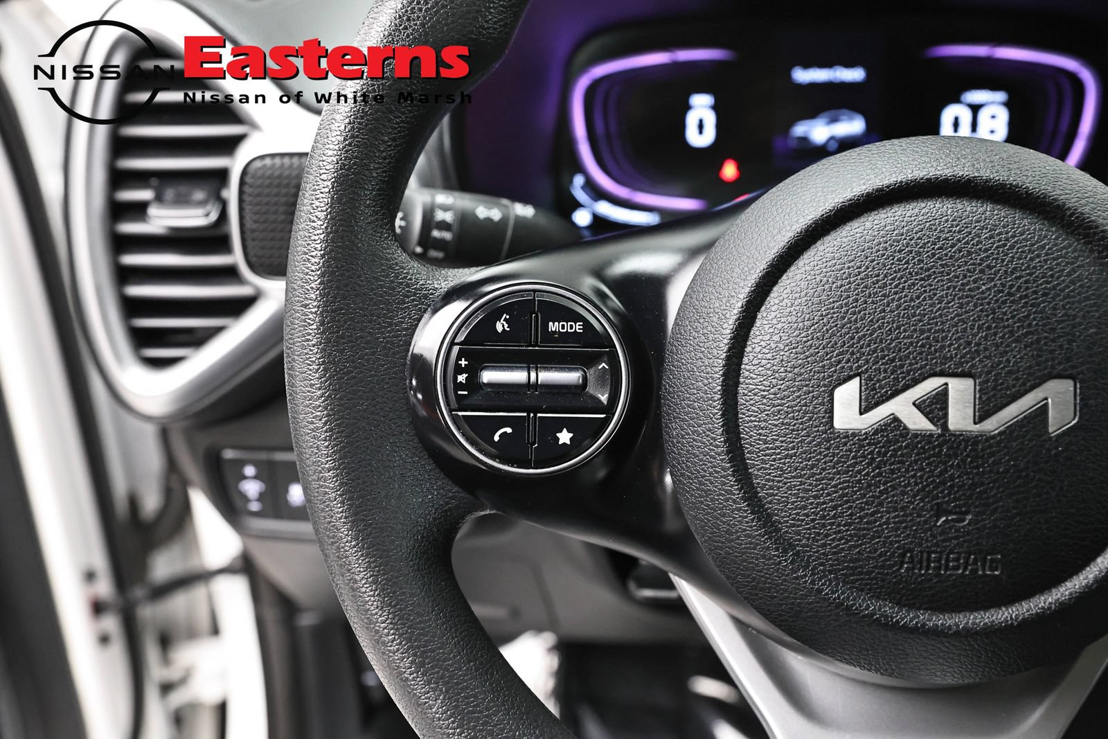Used 2024 Kia Soul LX w/ Option Group 015 FWD image 15
