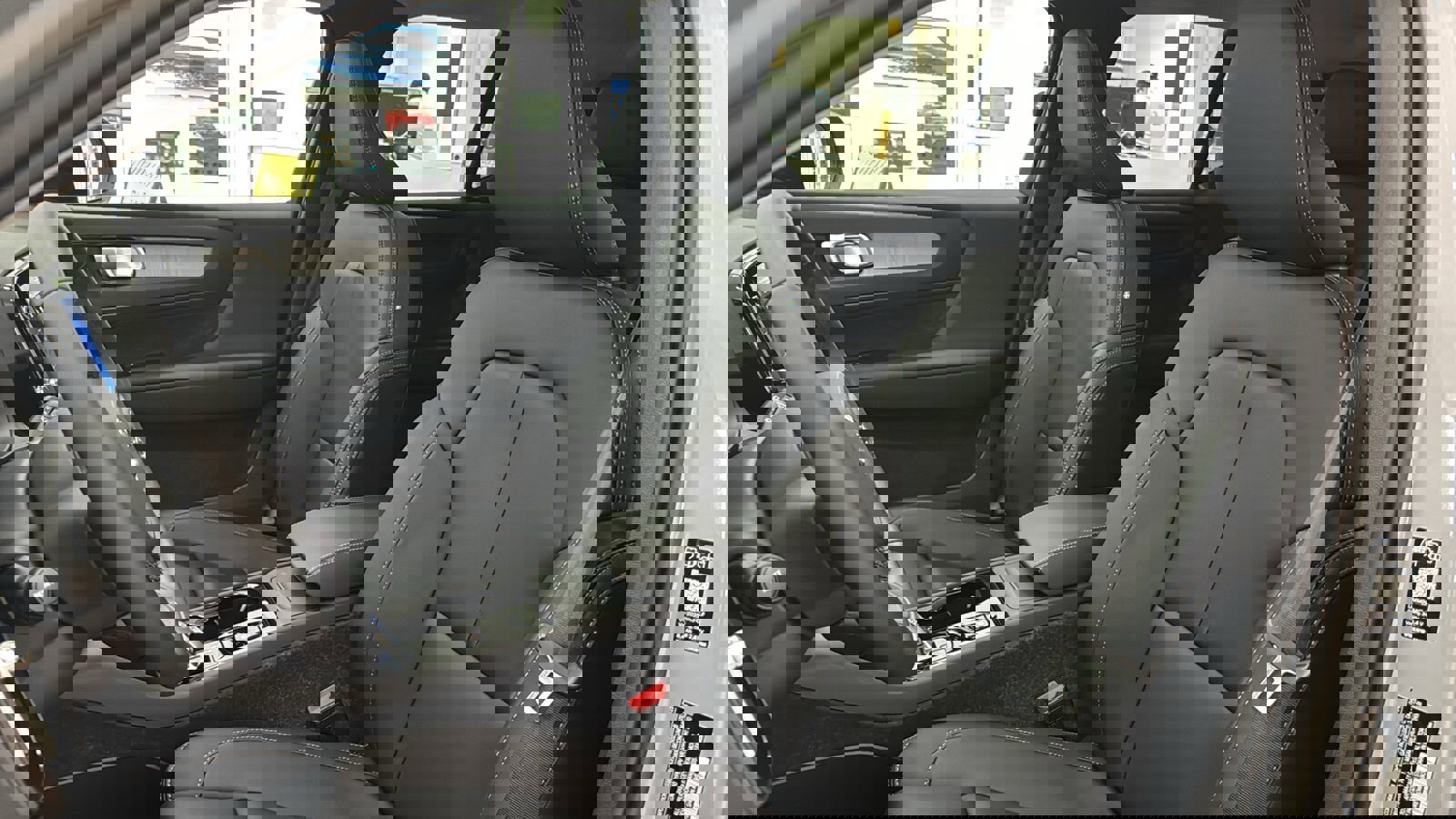 Used 2026 Volvo XC40 B5 Plus w/ Protection Package Premier image 23