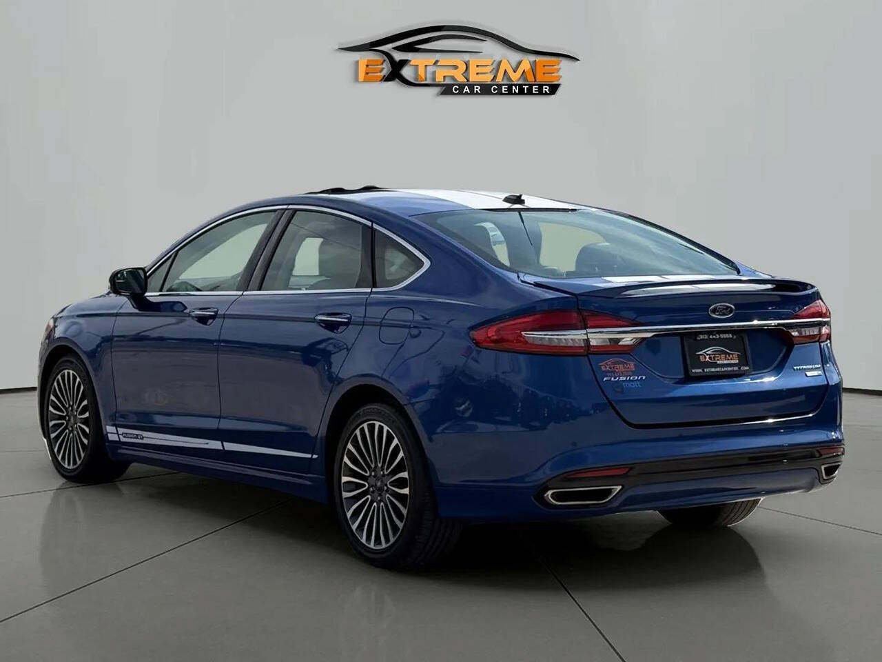 Used 2018 Ford Fusion Titanium AWD/4WD image 4