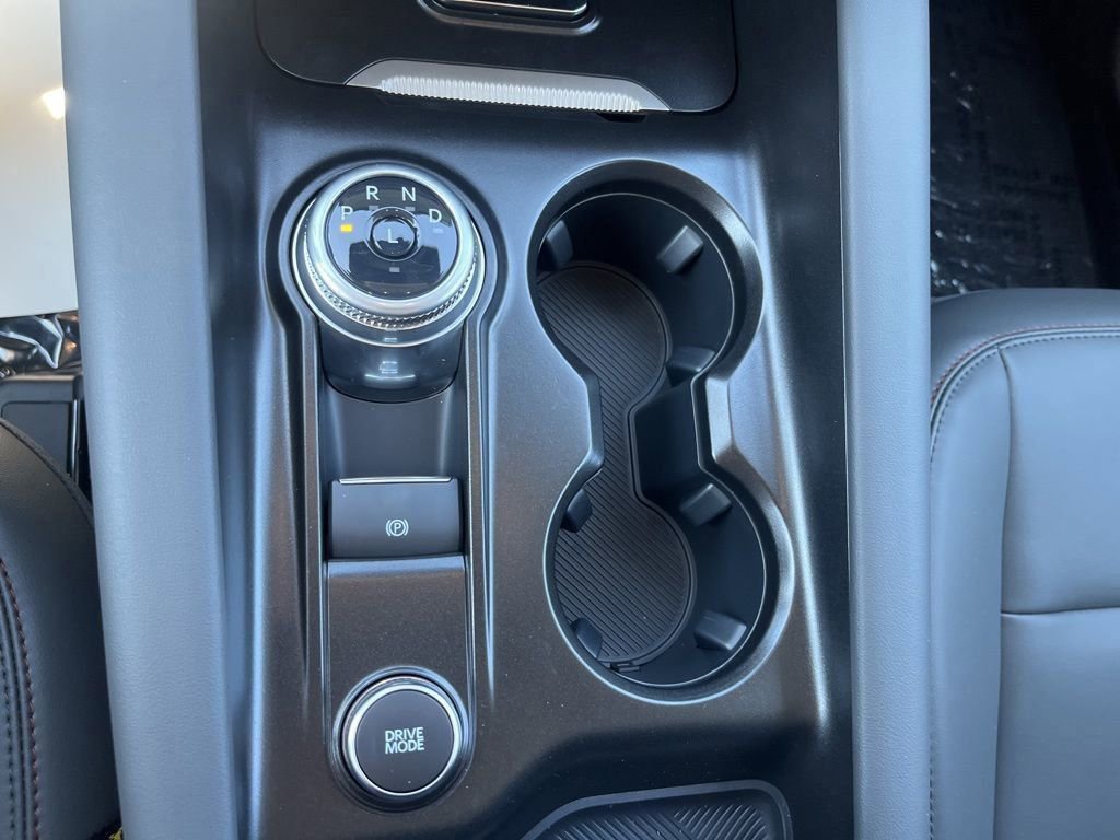 New 2025 Ford Explorer Active w/ Active Comfort Package image 22